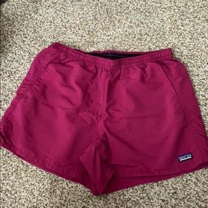 Dark pink Patagonia baggies